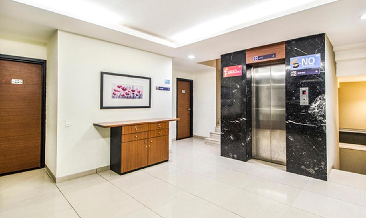 Fabhotel Prime Avenue Indaur Exteriér fotografie